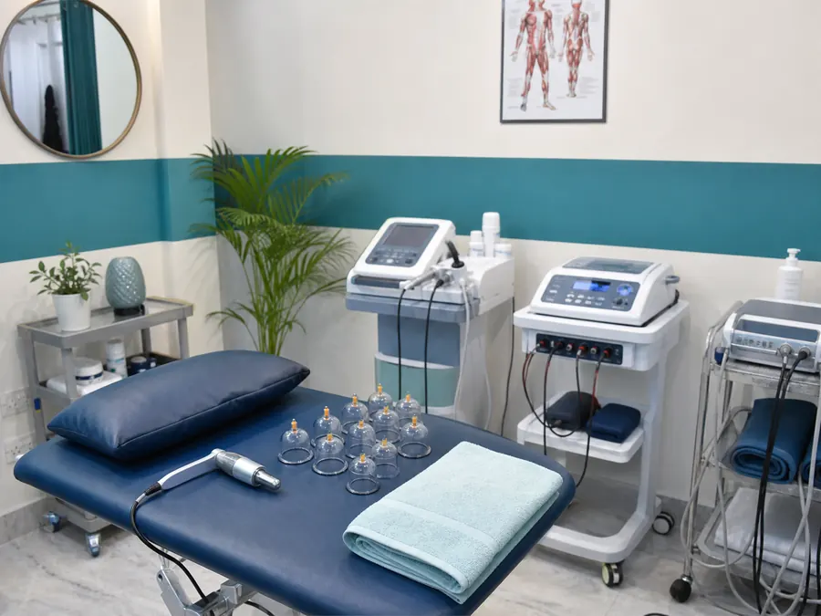 Advanced electrotherapy and pain-relief modalities at Dynamics Mend, Noida